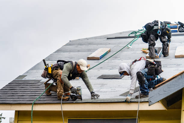 Professional Roof Installation technician working in Pompton Plains, NJ